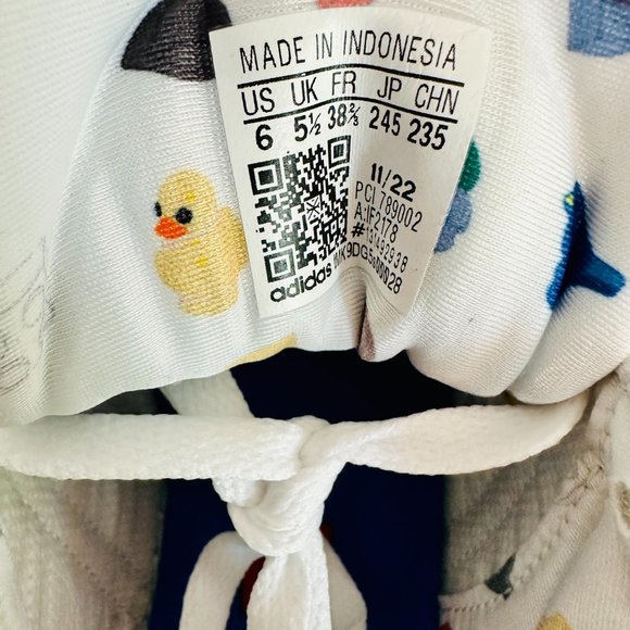 ADIDAS ORIGINALS X LEGO SUPERSTAR SNEAKERS LIMITED EDITION - Picture 10 of 11